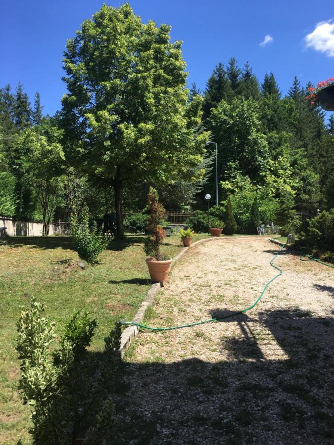 Casa Con Giardino Villa Pescasseroli Luaran gambar